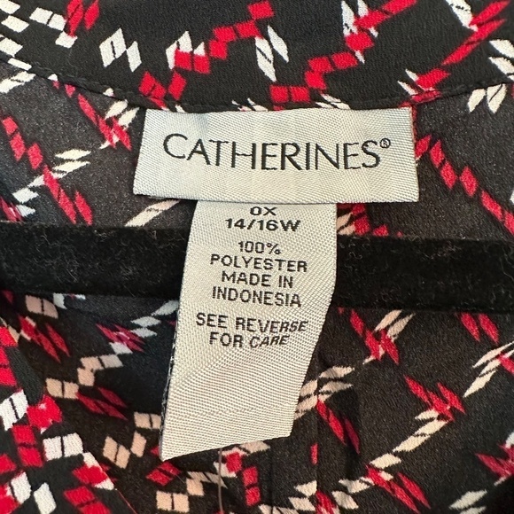 Catherines Women's Size 14/16W Long Sleeve Printed V-Neck Tie Closure Slits Top - Picture 12 of 15